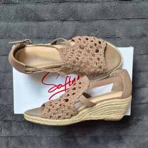 Soft Moc EMMY-2 Khaki Woven Wedge Sandals Size 8, New W Tags